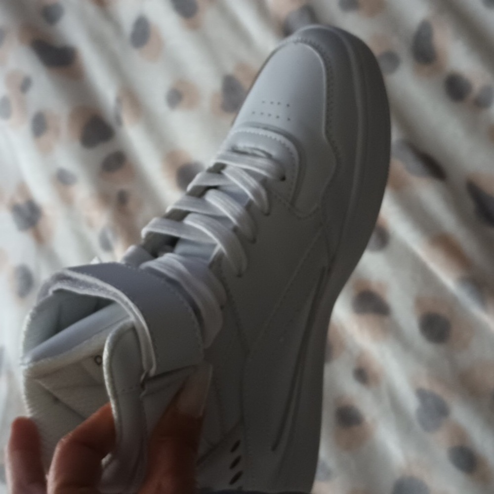 PLT Tennis Shoes Sneakers - Picture 8 of 11